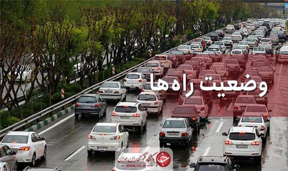 ترافیک در آزادراه کرج-تهران سنگین است/ بارش برف و باران در گلستان، خراسان شمالی و رضوی