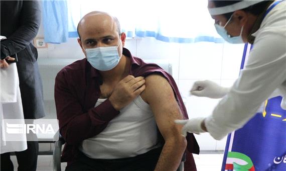 واکسیناسیون 130 تن از فعالان حوزه درمانی اسفراین آغاز شد