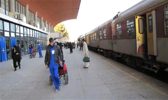 افرادی که پس از اخذ بلیت قطار به کرونا مبتلا شوند از حضورشان در قطار ممانعت می‌شود