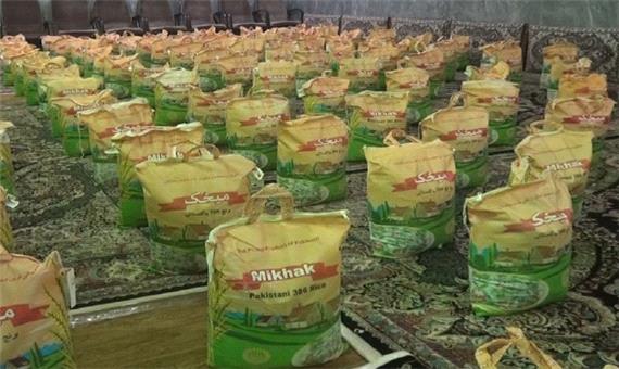 در سایه سار مهربانی / توزیع هزار و 500 بسته غذایی در خراسان جنوبی