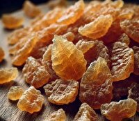 کشف شیره گیاهان دارویی آنغوزه در کوهسرخ