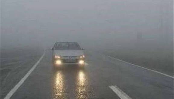 هشدار برای رانندگان: جاده‌های شمالی خراسان رضوی لغزنده و مه‌آلود
