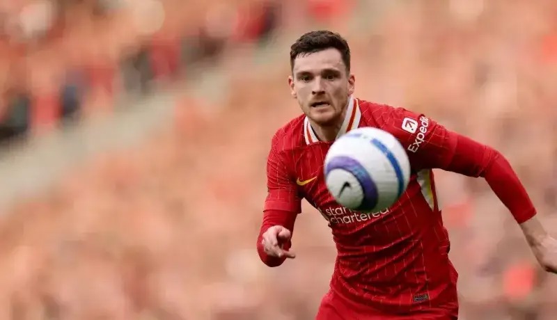 مدافع بی‌حاشیه، لنگر لیورپول در روزهای پرتنش