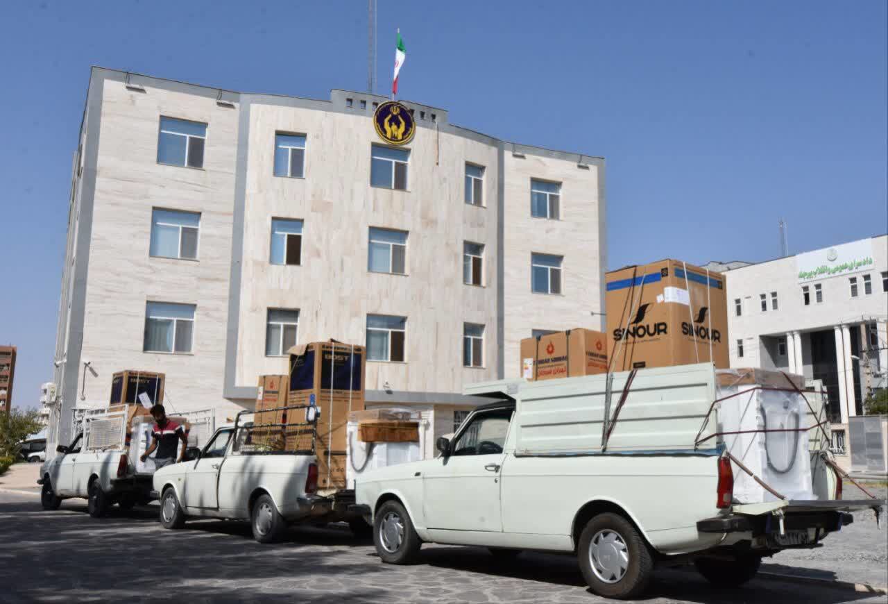 اهدای ۱۰۰۰ قلم لوازم ضروری بین مددجویان کمیته امداد خراسان‌جنوبی