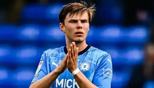 عجیب‌ترین بازنشستگی در فوتبال؛ حسش را ندارم!