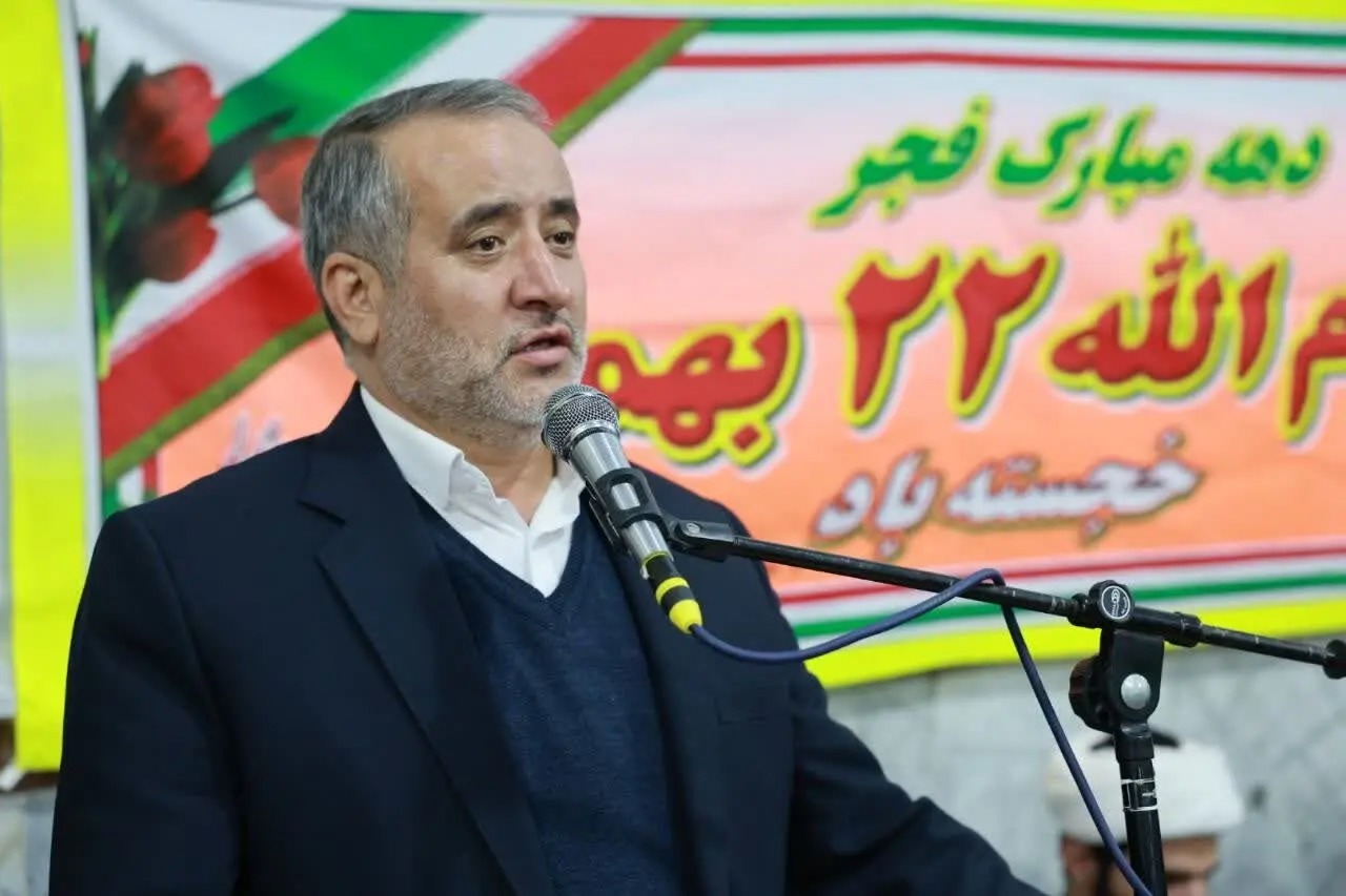 هوشیاری مردم و حضور میدانی مدیران، سد محکمی در برابر توطئه‌های دشمن است