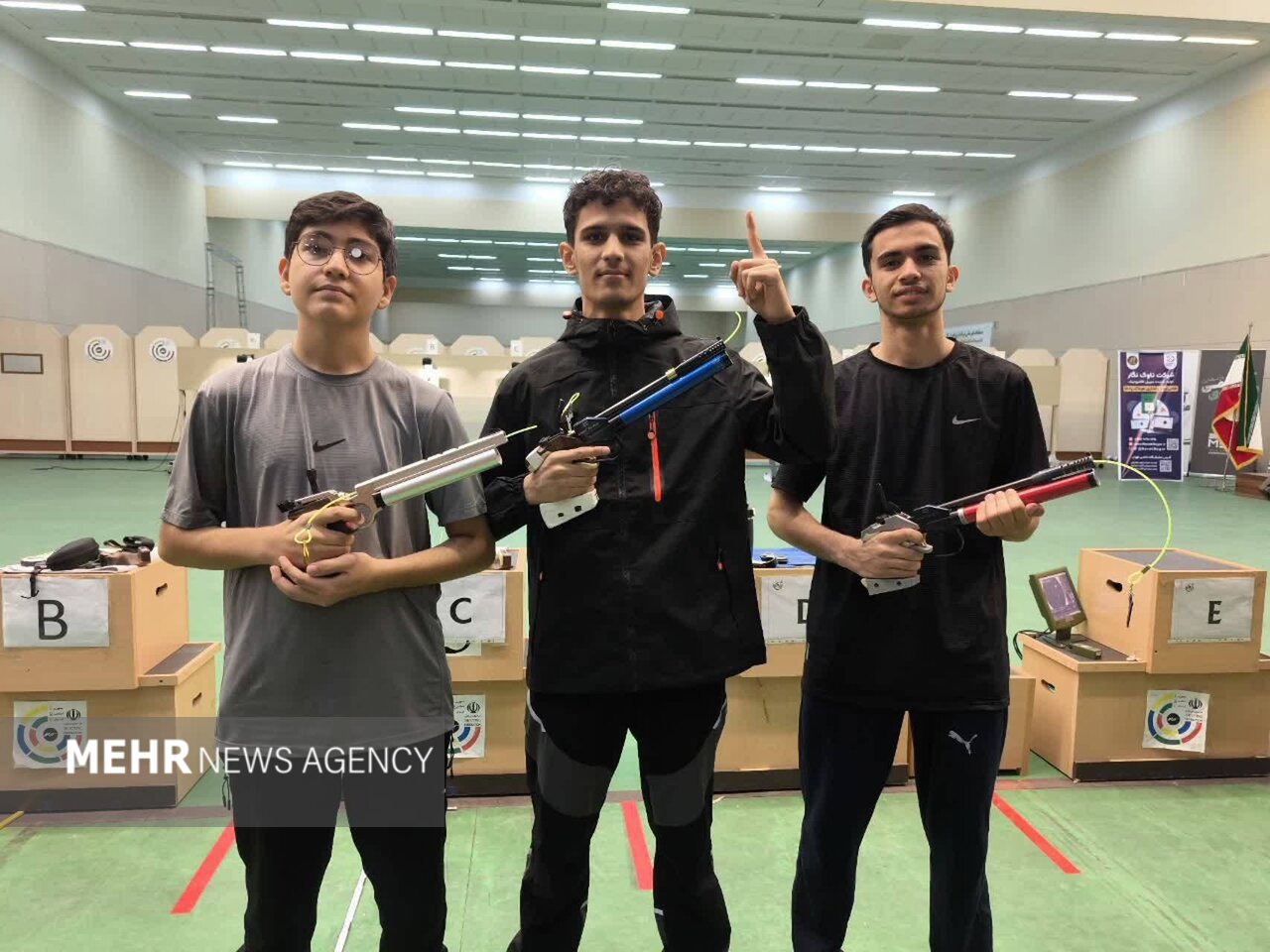 فرجی: ورزشکار خراسان شمالی قهرمان مسابقات تپانچه کشور شد