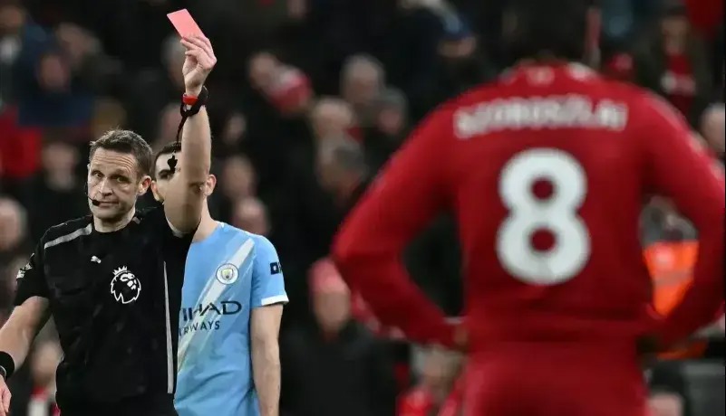 عصبانیت گری نویل؛ وی‌ای‌آر شادی‌کُش است