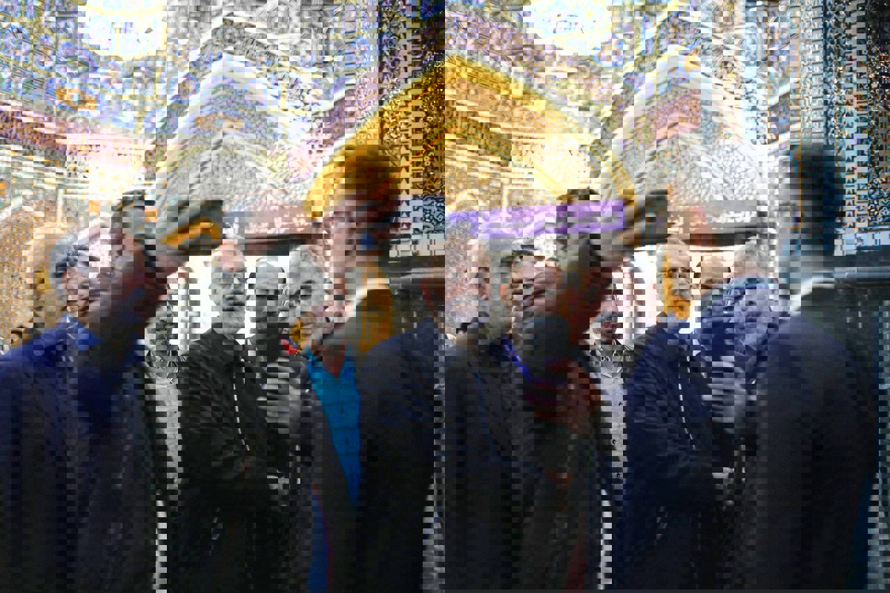 علی لاریجانی به زیارت حرم رضوی مشرف شد