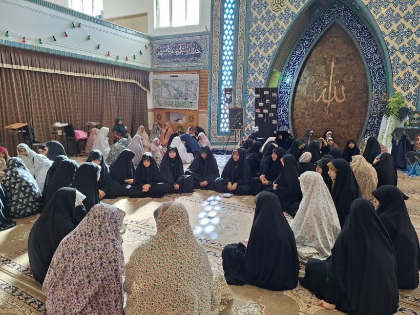 اعتکاف ویژه دختران دانش‌ آموزان دوره اول و دوم متوسطه در مشهد