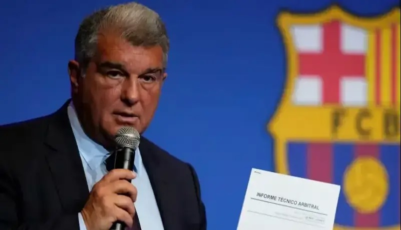 تهدید محرومیت بارسلونا را رها نمی‌کند