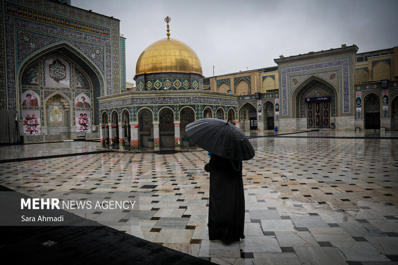 شب بارانی در حرم امام رضا(ع)