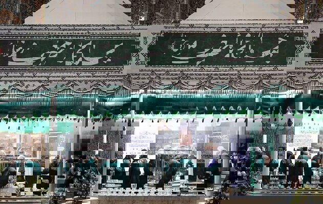 ۲۰ هزار بسته افطاری سبک در چایخانه‌های حرم رضوی توزیع می شود