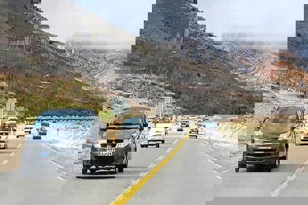 تردد بیش ازیک میلیون و ۱۰۰ هزار خودرو در راه های مواصلاتی خراسان جنوبی