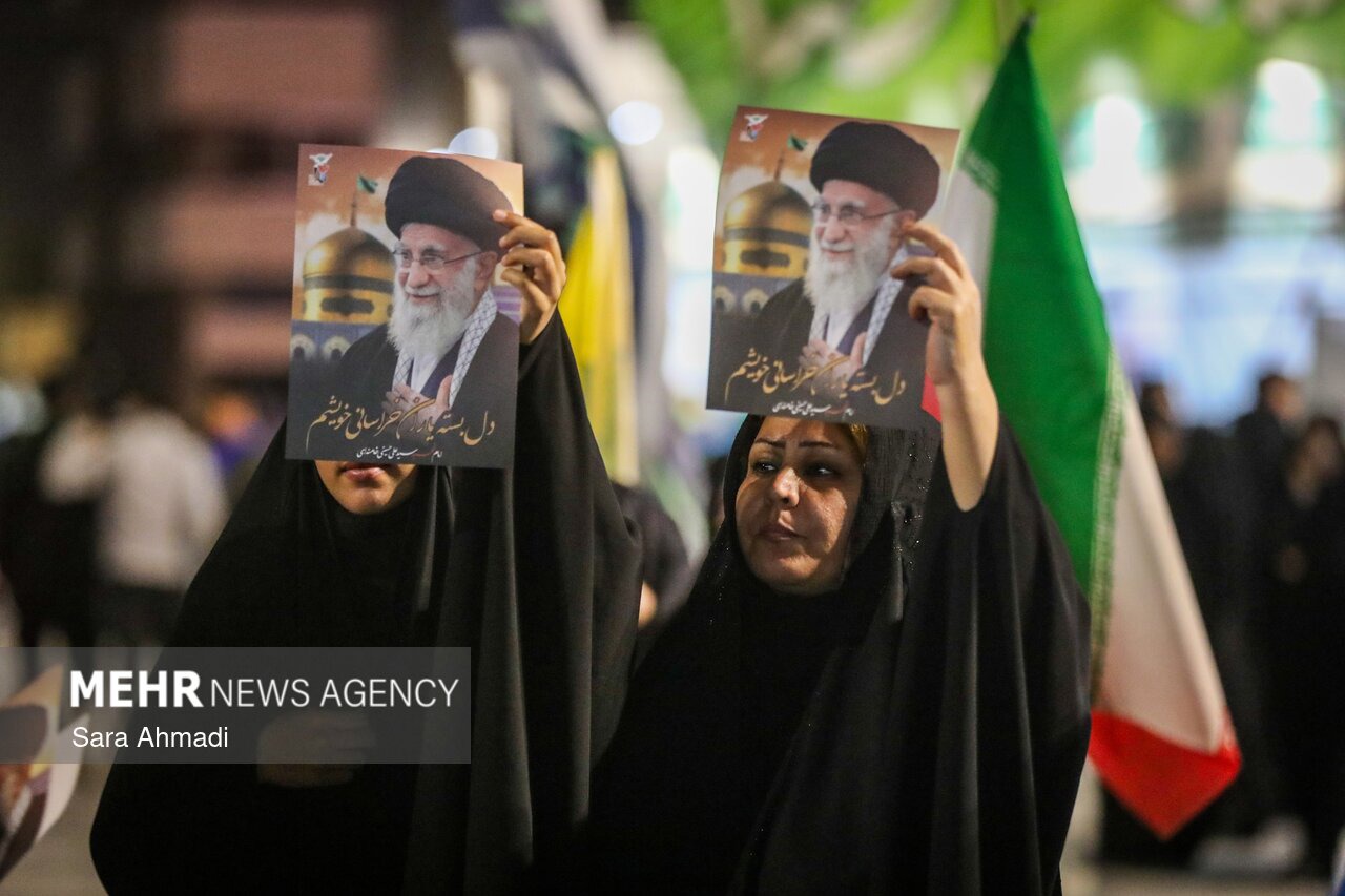 نود و دومین حضور پرشور مشهدی‌ها در خیابان‌ها