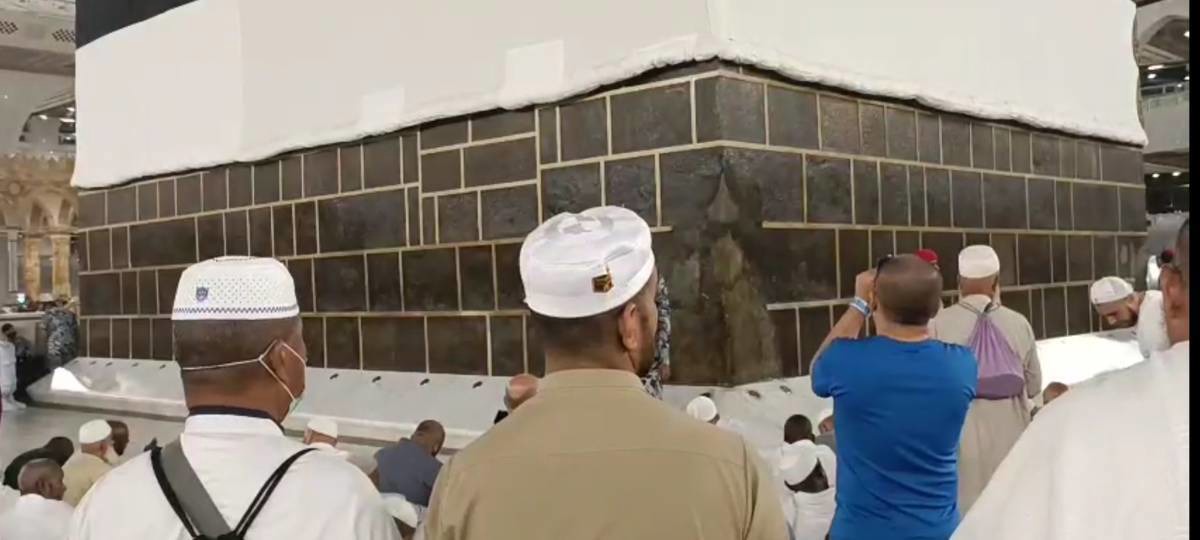مشهد در شب عید غدیر  تماما نور و سرور است