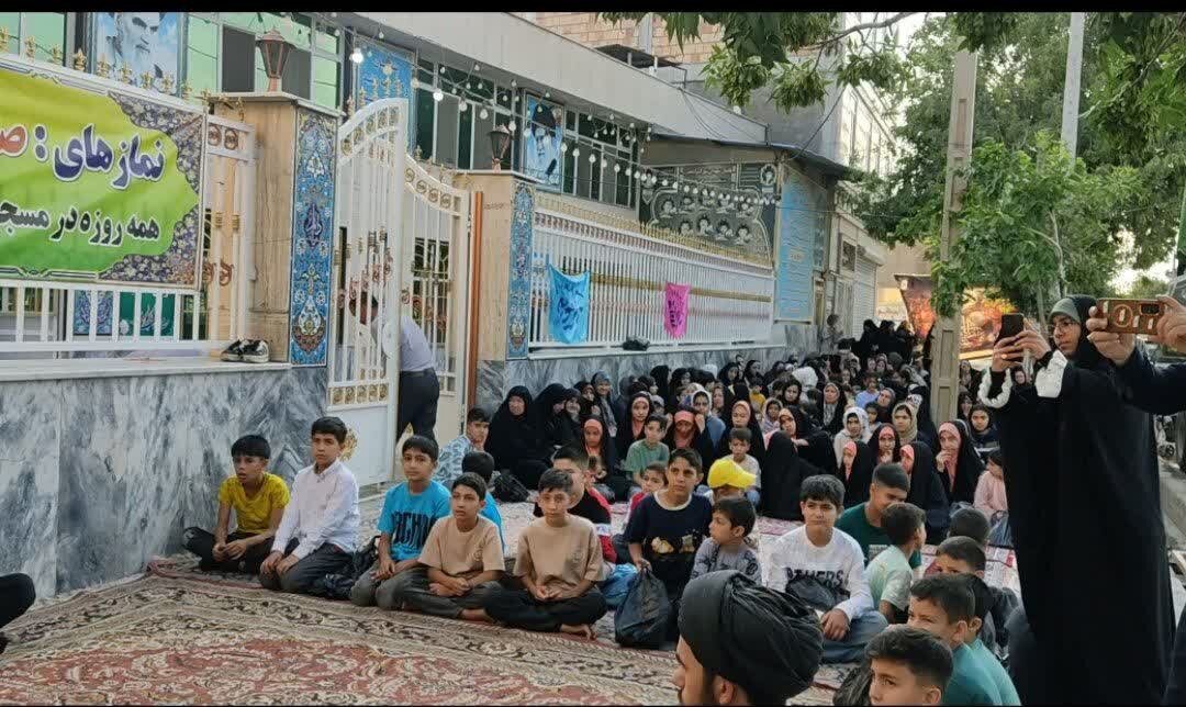 جلوه‌ای از عشق و ارادت به امیرالمؤمنین(ع) در مهمانی محله جهاد شیروان