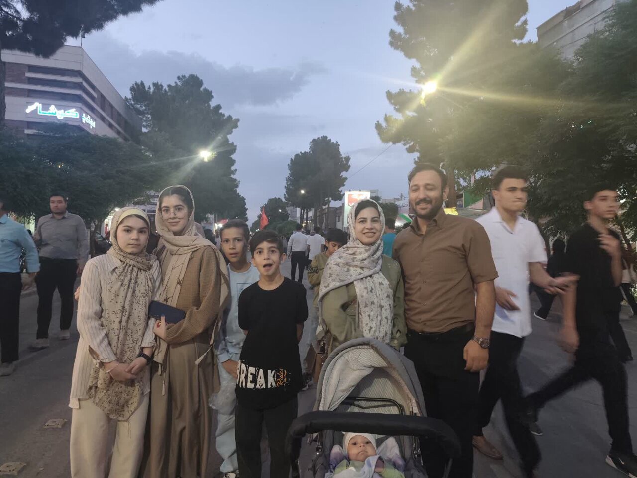 مهمونی کیلومتری غدیر در شهرستان تربت حیدریه