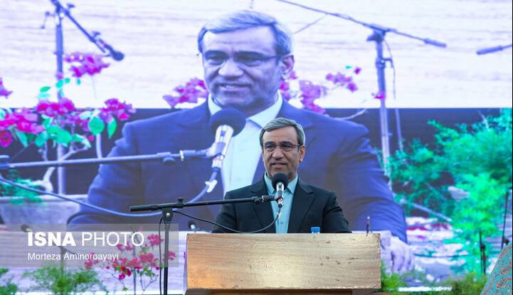 استاندار خراسان رضوی: هیچ محدودیتی برای اجرای برنامه‌های فرهنگی و هنری نداریم