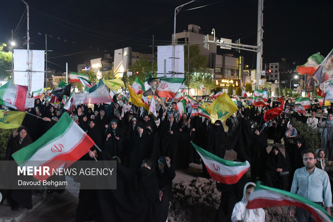 میدان‌داری مشهدی ها رنگ و بوی محرم گرفت