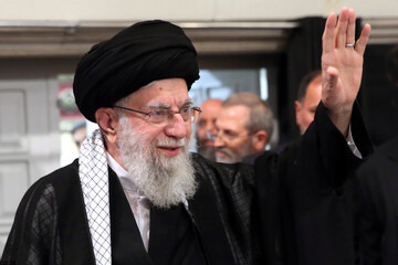 تدارک پخت روزانه ۱۵میلیون نان برای تشییع رهبر شهید در مشهد