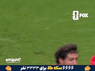 رفتار جالب محمد صلاح؛ او بعد از پیروزی ابتدا به بازیکنان استرالیا دلداری داد!