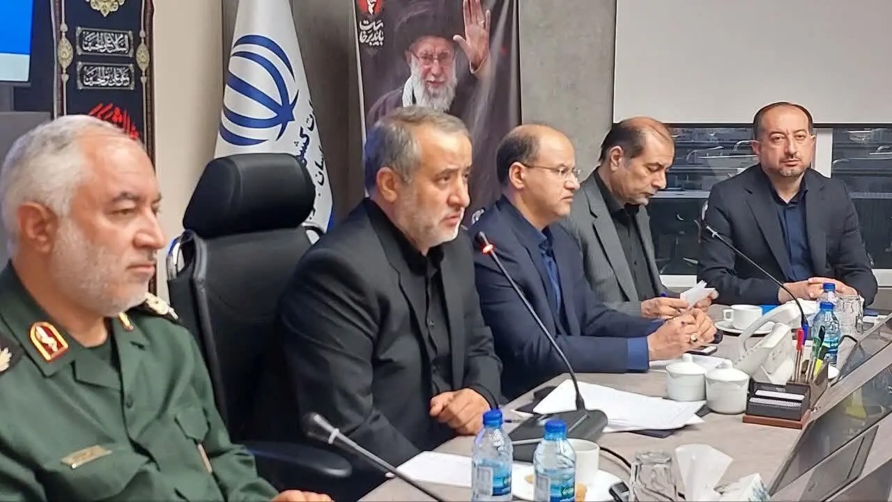 مردم با پذیرایی از زائران، ارادت خود به رهبر شهید را به نمایش بگذارند
