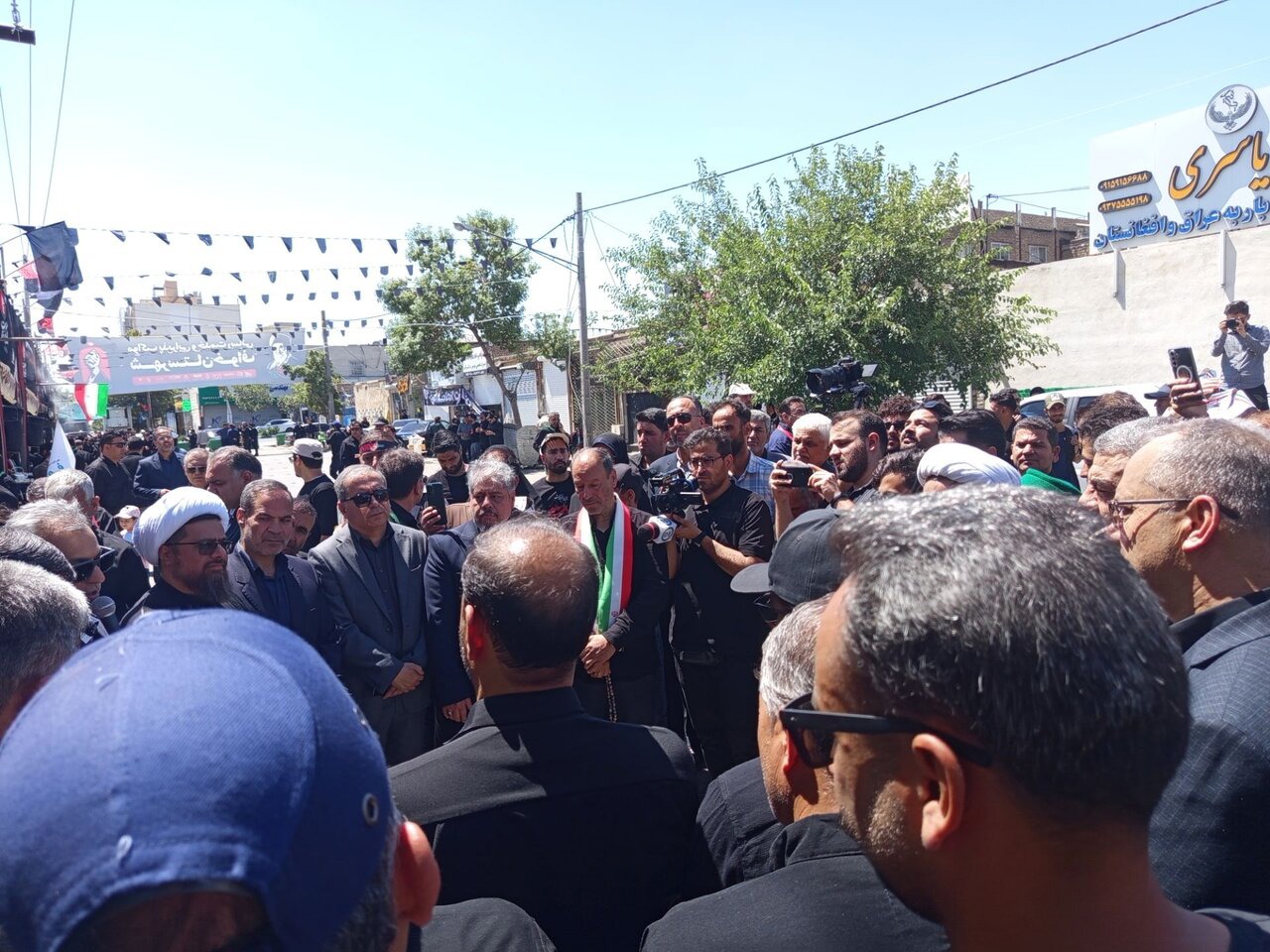 خدمت رسانی ۱۲ موکب در مشهد به زائران رهبر شهید