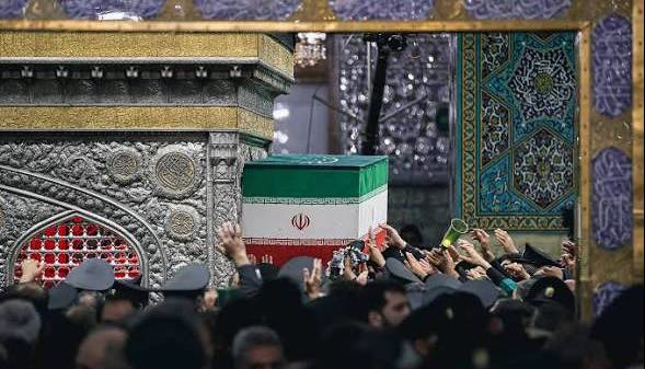 رئیس مرکز ارتباطات آستان قدس رضوی به حواشی رخ داده پیرامون نماز رهبر شهید انقلاب در حرم رضوی پاسخ داد.