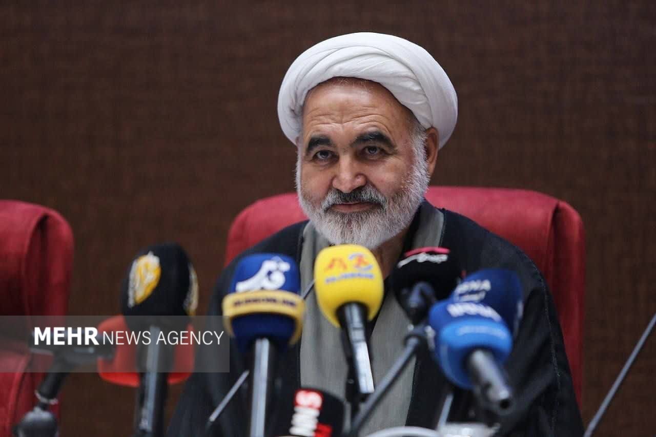 توزیع ۴ میلیون محصول فرهنگی در مراسم تشییع رهبر شهید در مشهد