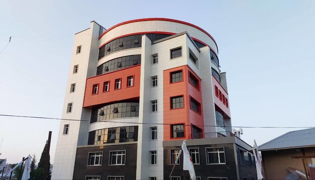 تاکید استاندار خراسان جنوبی بر تکمیل ساختمان ستادی هلال‌احمر استان
