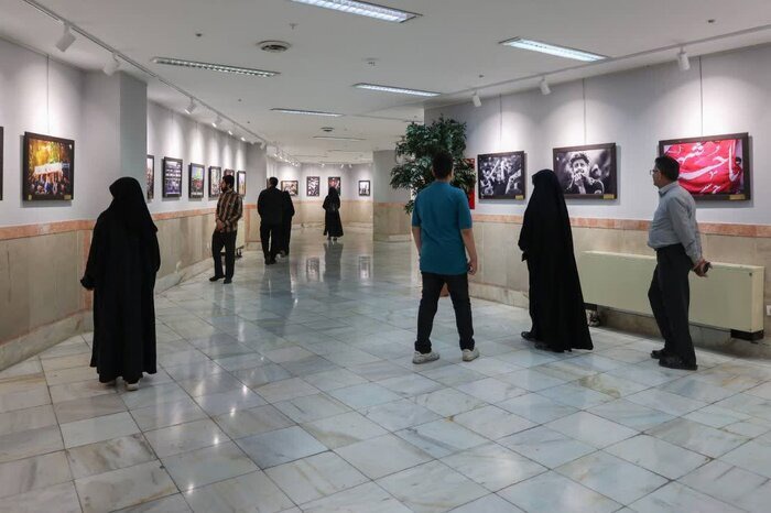 افتتاح نمایشگاه عکس‌های منتخب سوگواره بین‌المللی مِهر محرم در موزه رضوی