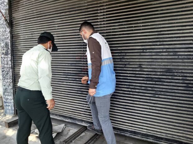 مهرو موم  دو واحد داروخانه گیاه‌پزشکی غیرمجاز در نیشابور