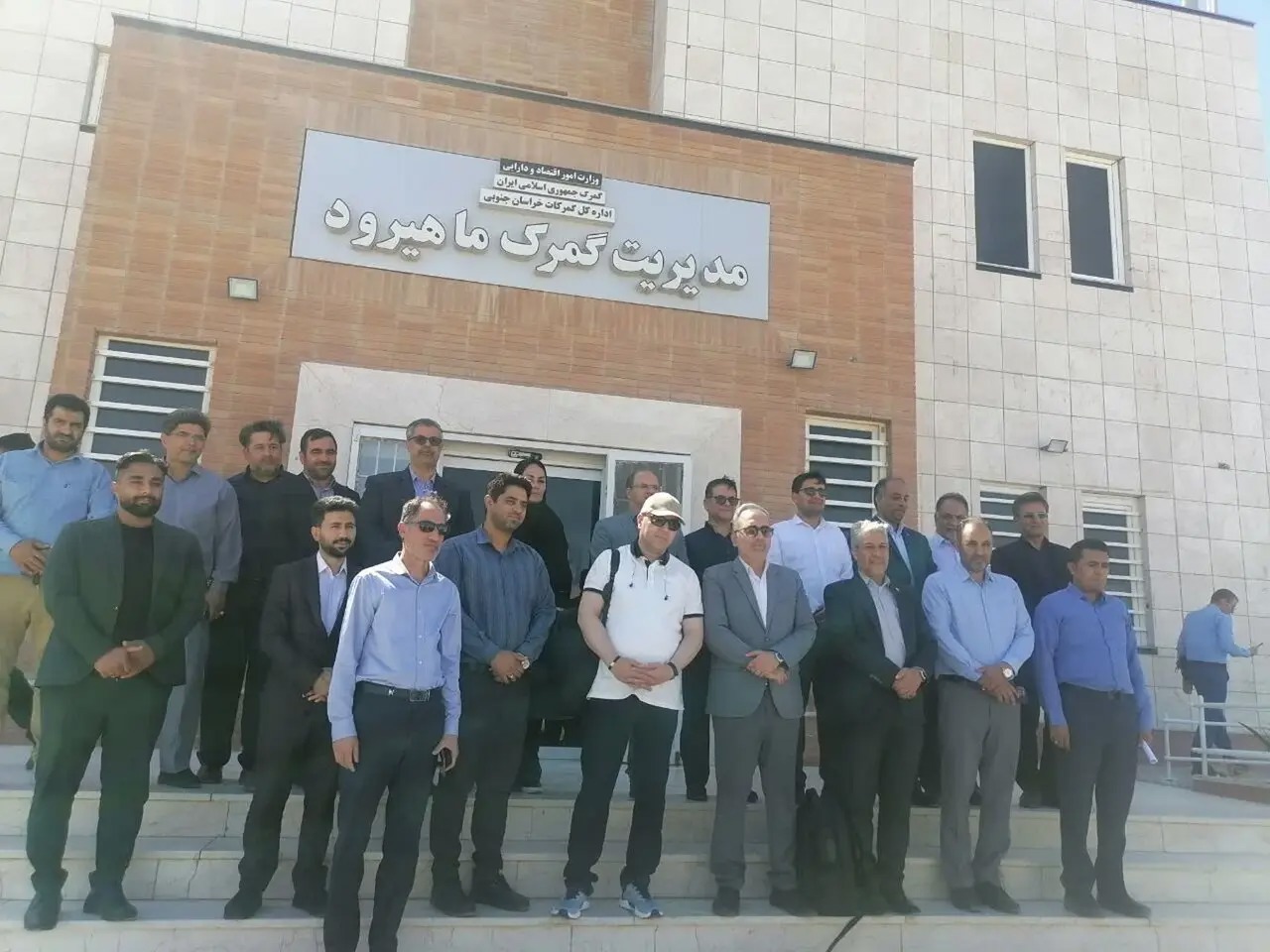 زیرساخت‌های مرزی خراسان جنوبی متناسب با افزایش مبادلات تجاری توسعه یابند