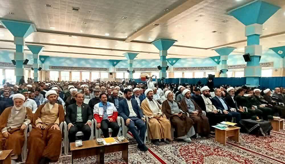 امام جمعه بجنورد: مسجد محلی برای رفع مشکلات مردم باشد