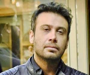 آهنگ «با من بمون» با صدای محسن چاوشی | آخرین خبر