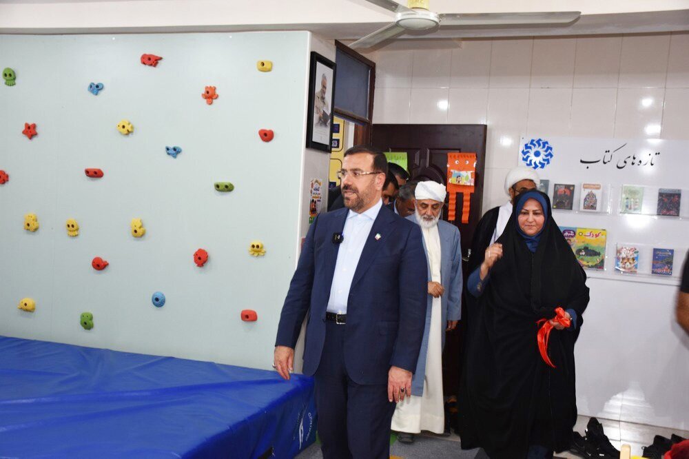 بهره‌برداری از کتابخانه شیخ عبدالرزاق ابونجمی شهر خنج