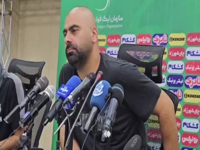 زارع: بعضی از خبرنگار‌های سایت‌ها انگار با خدا ارتباط خاصی دارند و از روی هوا متوجه می‌شوند مازیار زارع از ملوان خداحافظی کرده است | آخرین خبر