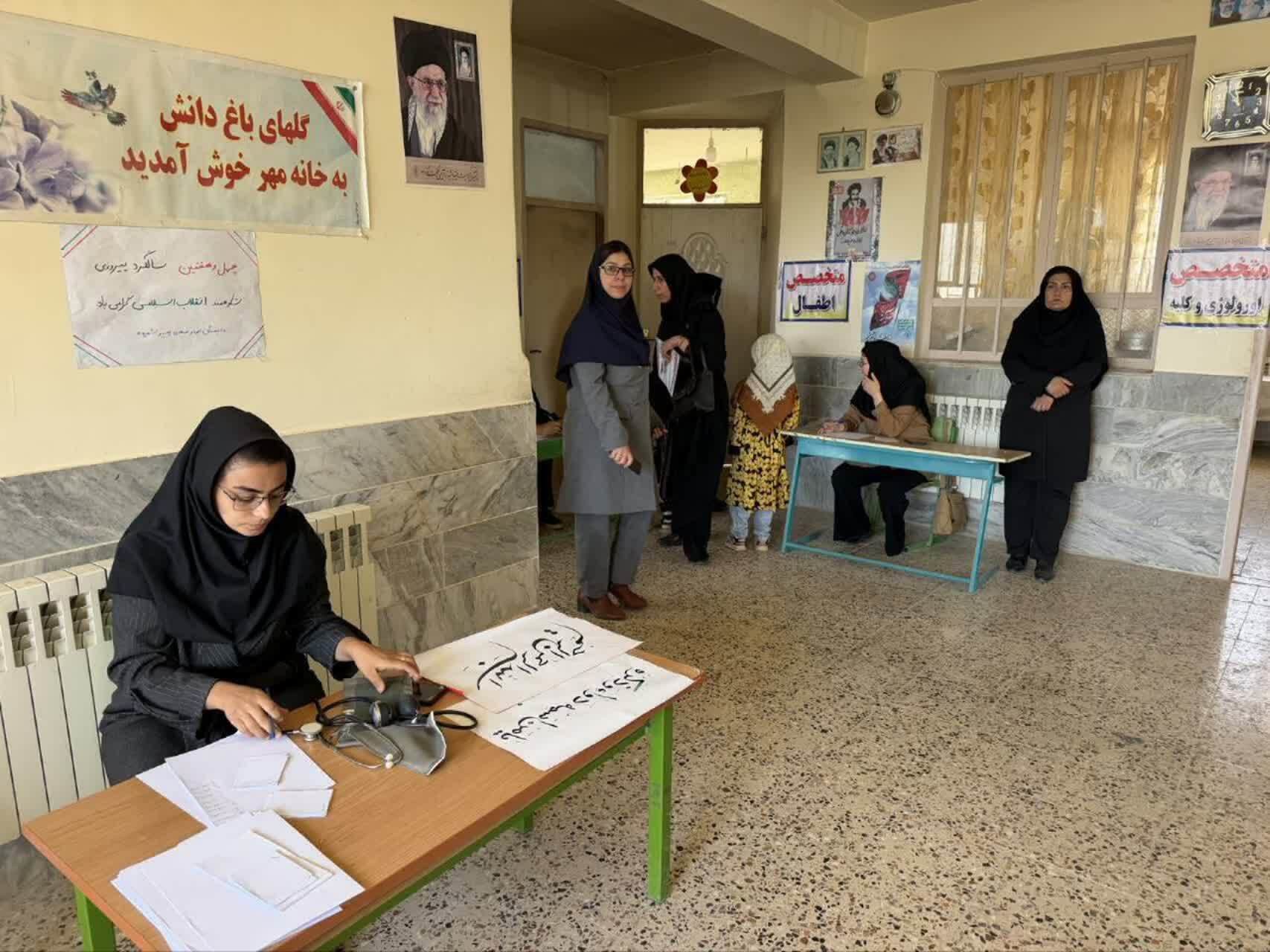 برپایی اردوی جهادی کاروان سلامت در روستای پیرشهید شیروان