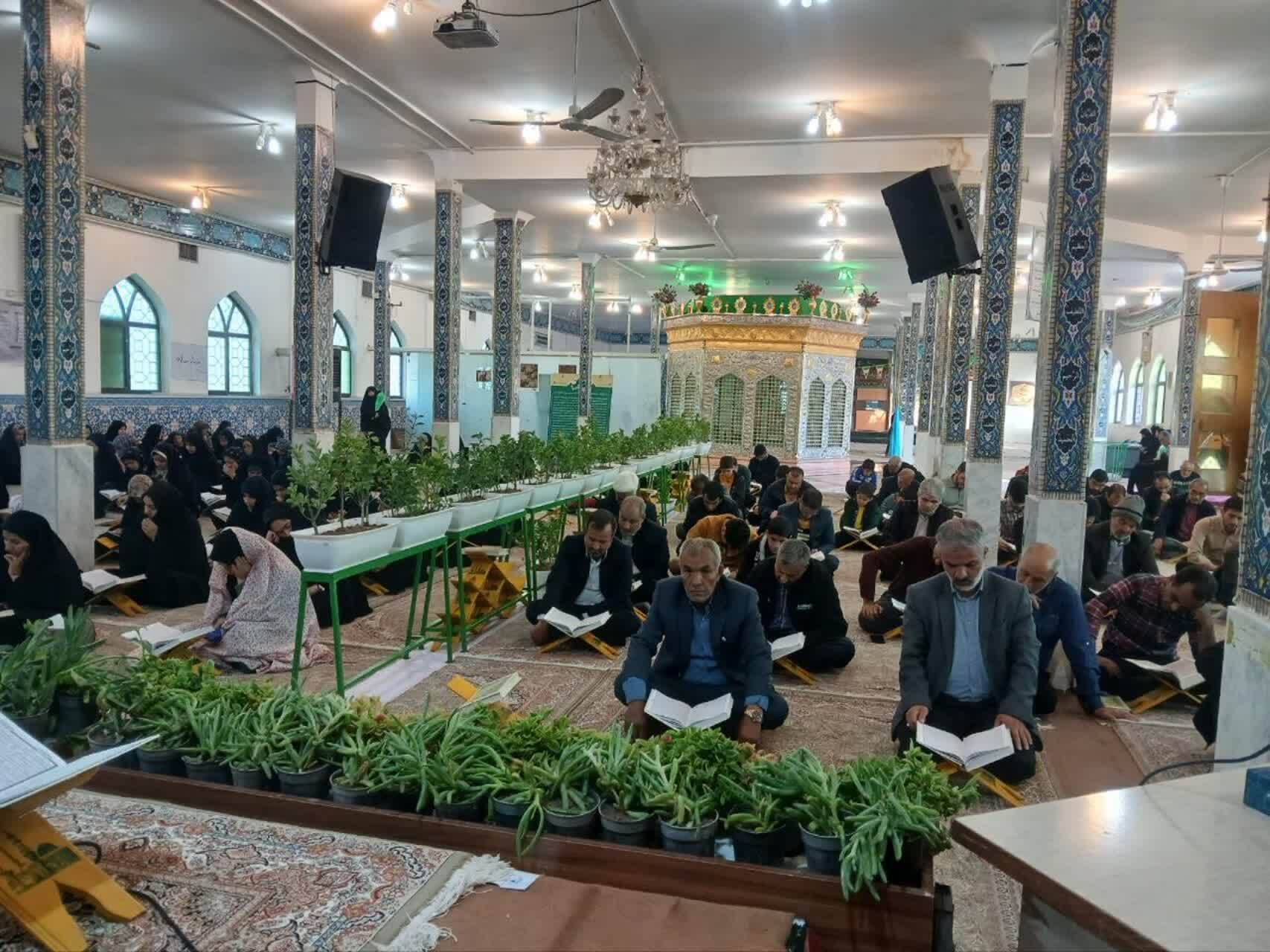 بزرگداشت ۵۷۰ شهید سرباز خراسان جنوبی