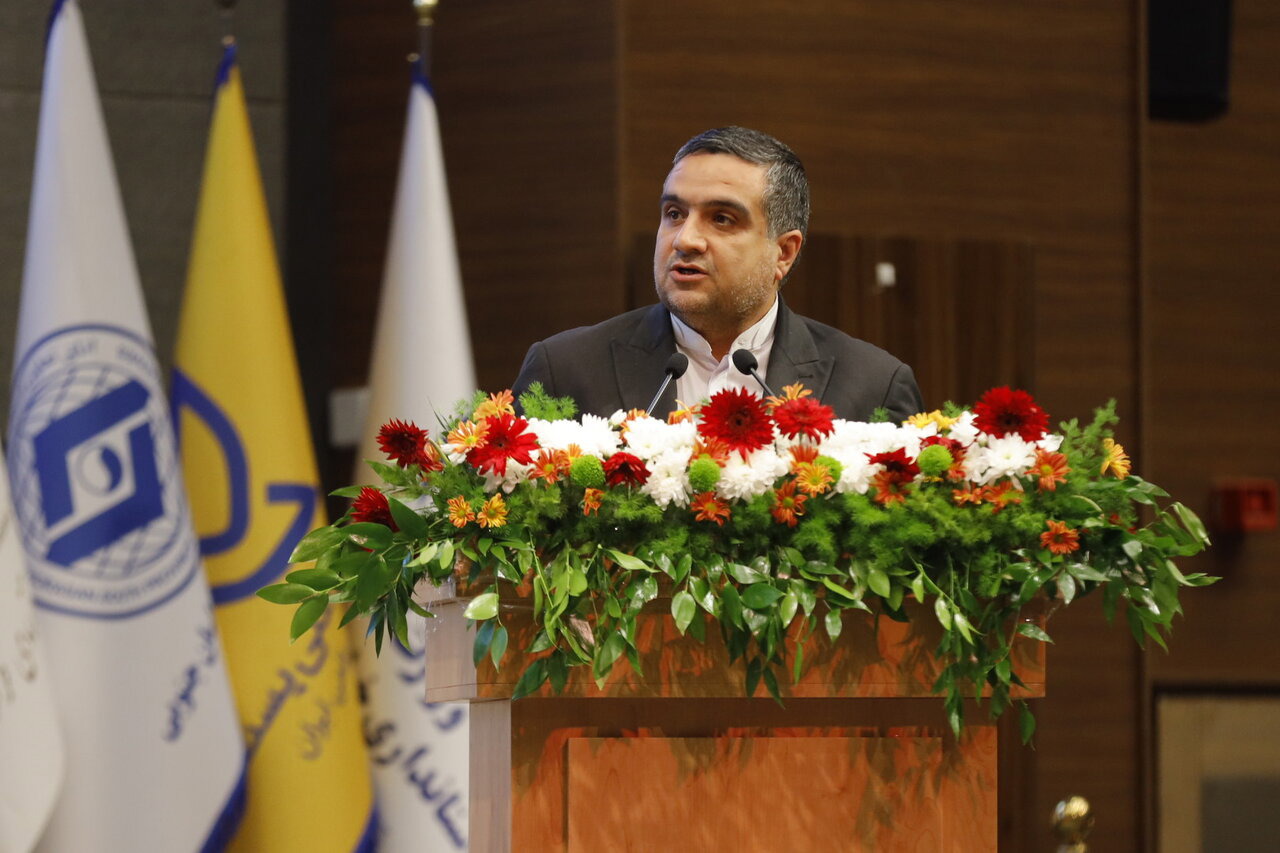 اسحاقی برای خریداران زرشک خط‌ونشان کشید؛ زیر ۲۰۰ هزار تومان ممنوع