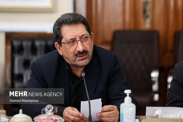 وزیر صمت: صنایع ستون فقرات اقتصاد کشور هستند