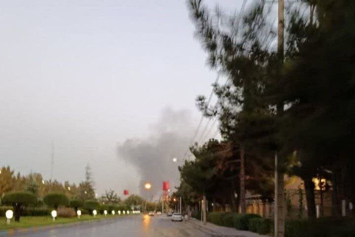 منشا دود مشاهده شده در آسمان مشهد آتش سوزی خار و خاشاک است