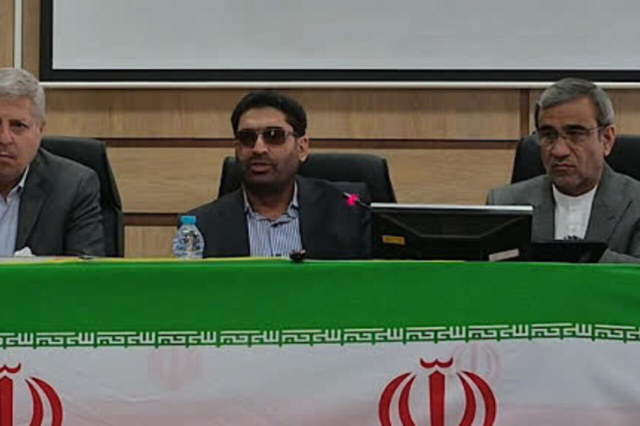 آذری: درآمدهای مرزی باید صرف توسعه قوچان شود