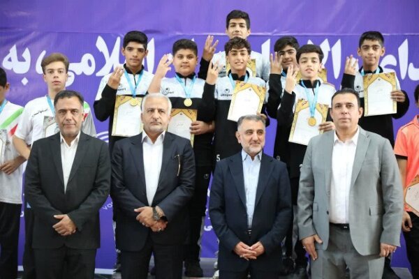 خراسان جنوبی برای سومین بار متوالی قهرمان زورخانه‌ای نوجوانان کشور شد