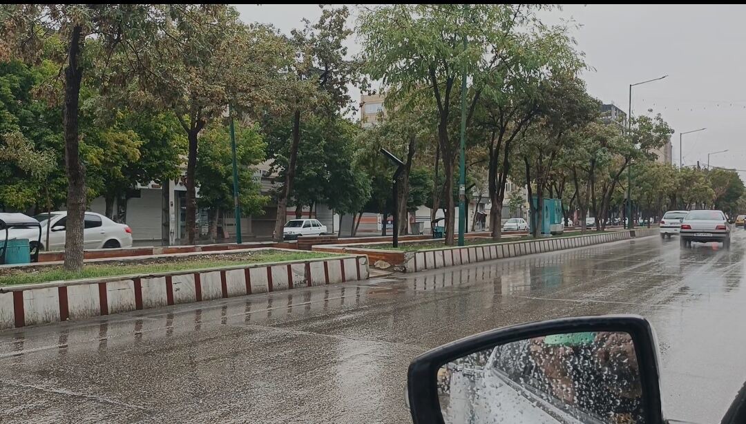 کاهش ۱۲ درجه‌ای دمای مشهد؛ سامانه بارشی به خراسان رضوی رسید