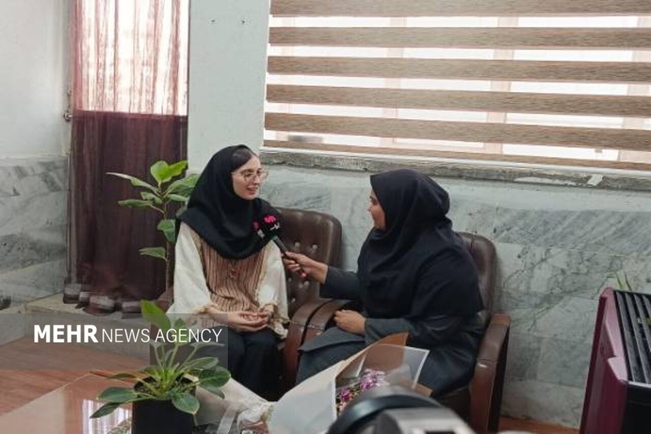 گفتگو با رتبه یک کنکور سراسری؛ دختر بجنورد از آینده می‌گوید