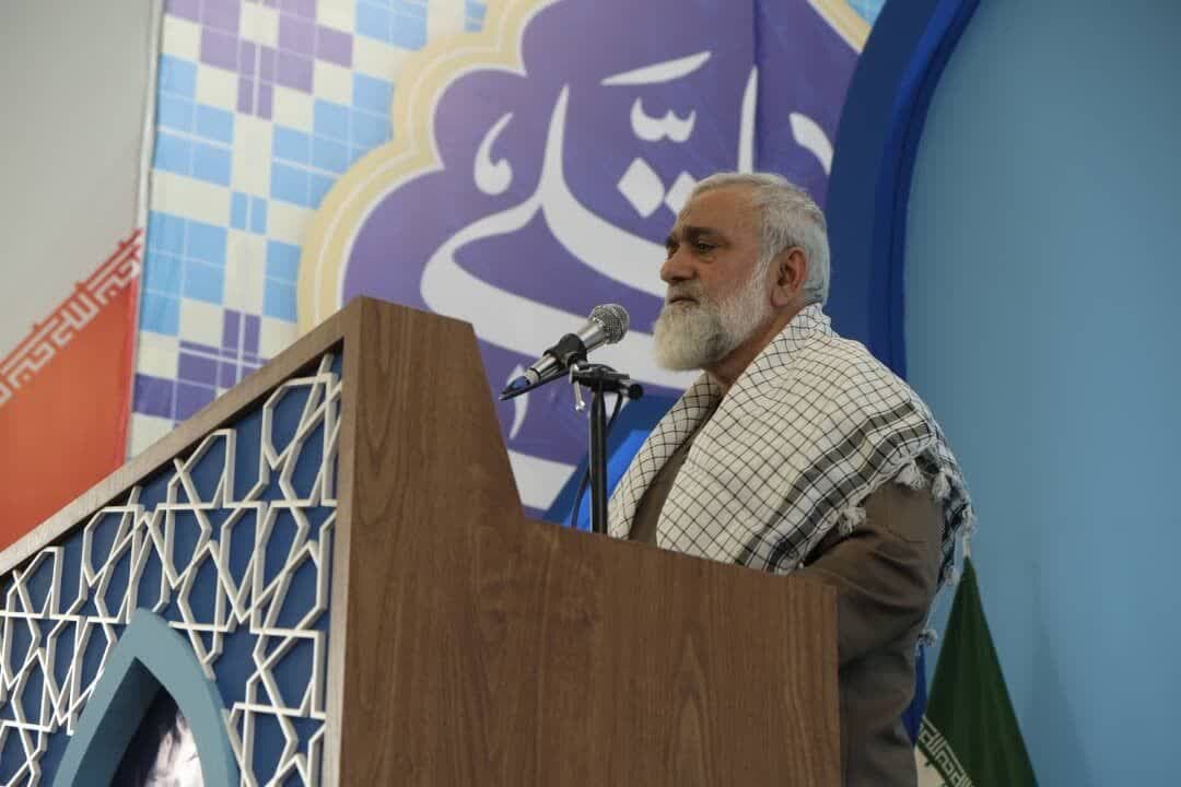 نقدی:دشمن از نبرد نظامی ناامید شده است؛امید به اختلافات داخلی بسته‌اند