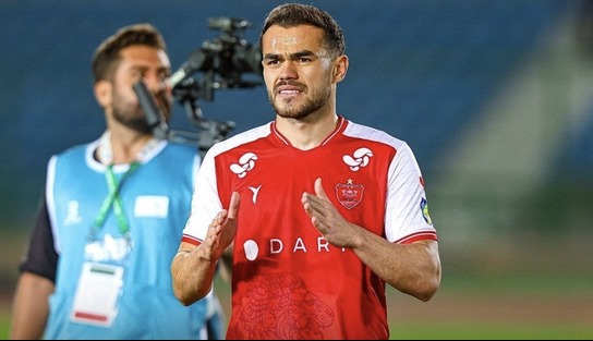 اورونوف در آستانه شکستن رکورد تاریخی پرسپولیس