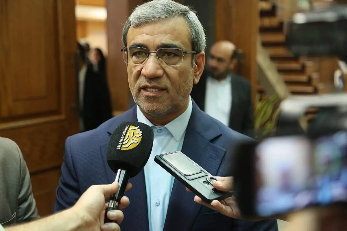 آموزش خوشنویسی در استان با مشارکت مدارس و شهرداری ۱۰ برابر می‌شود